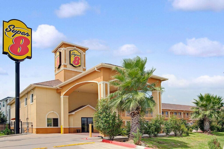 Motel Super 8 Houston North 1960/i-45