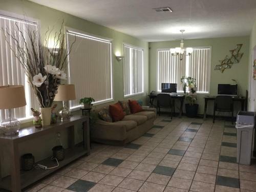 Hotel Houston Inn And Suites