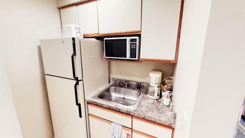 River Creek 1 By Coastline Resorts