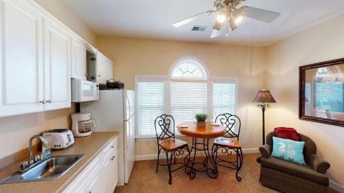 Champions By Coastline Resorts