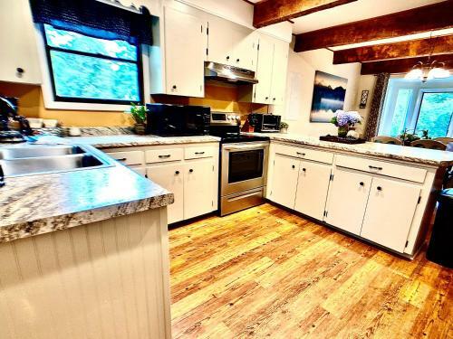 Walk To Lake Junaluska*close To Downtown Waynesville