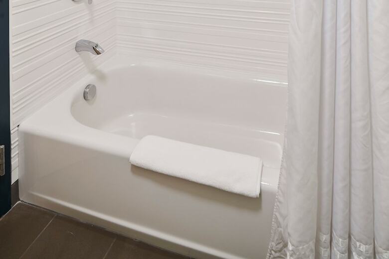 Hotel Four Points By Sheraton Cleveland-eastlake