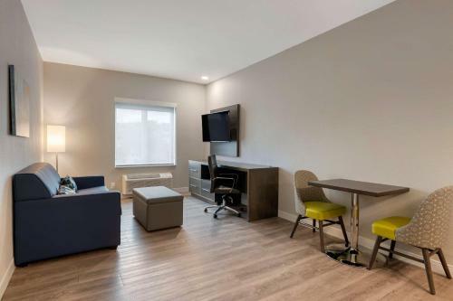 Hotel Mainstay Suites Cincinnati University - Uptown