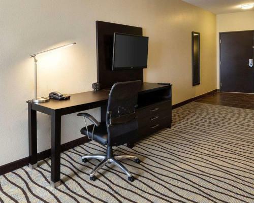 Hotel Comfort Suites Westbelt
