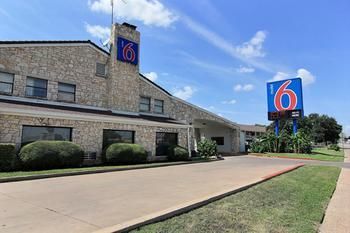 Motel 6 Austin Central - South/university Of Texas