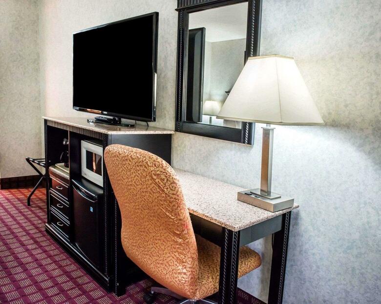 Hotel Quality Inn & Suites North Gibsonia