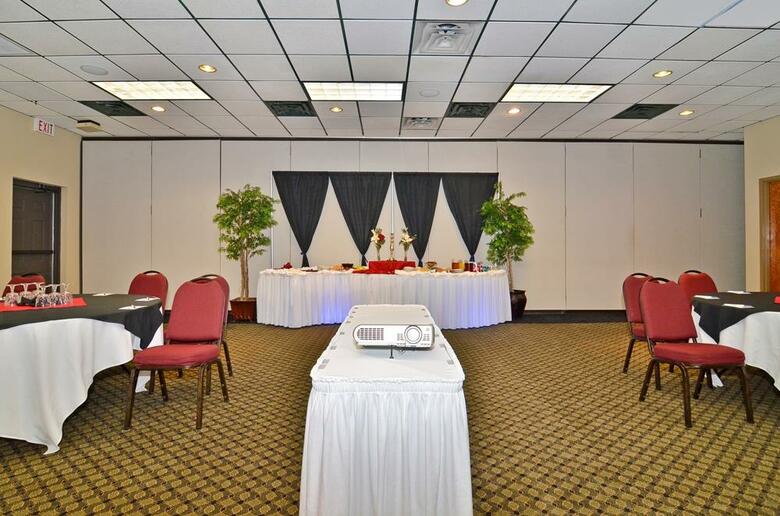 Hotel Best Western Plus Saddleback Inn And Conference Center