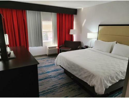 Hotel Inn At Fox Chase - Bw Premier Collection