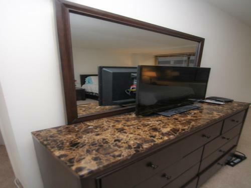 Luxury Two-bedroom Apartment By Rittenhouse