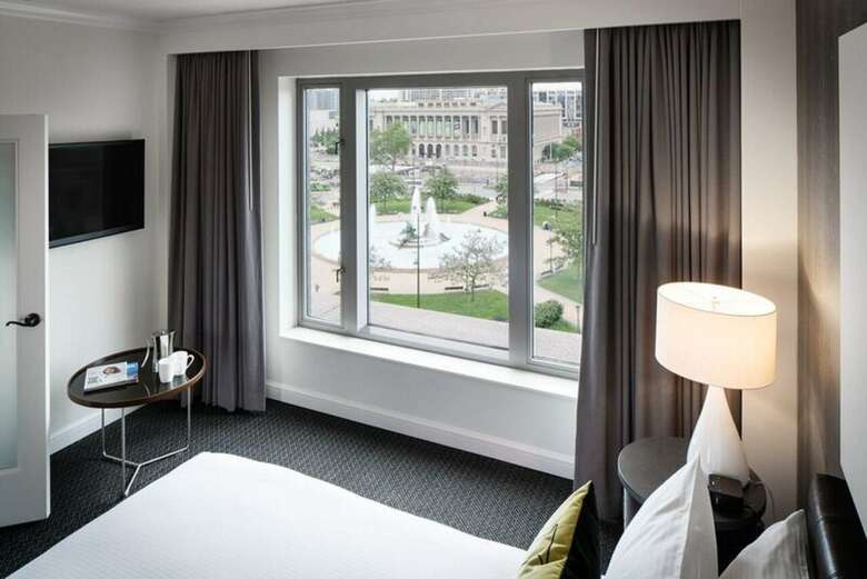 Hotel The Logan
