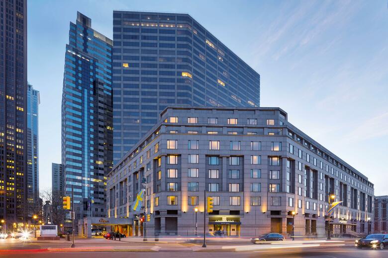 Hotel The Logan
