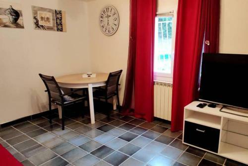 Apartamento Ravissant Appartement Avec Piscine � Rodez