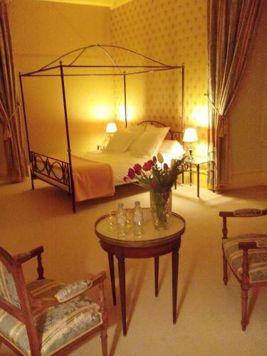 Hostal Ch�teau De R�