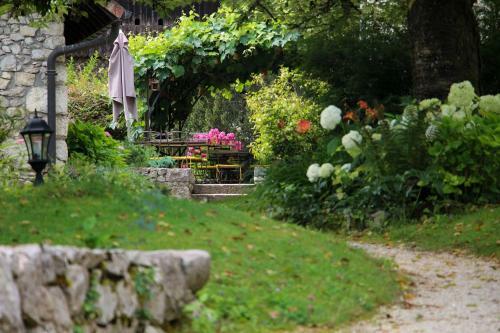 Hostal La Bageati�re