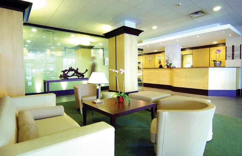 Hotel Best Western Plus Paris Orly Airport
