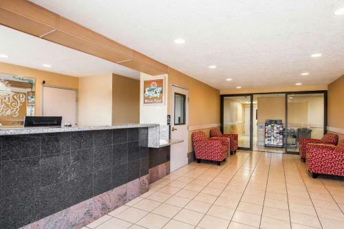 Hotel Rodeway Inn And Suites Sublimity