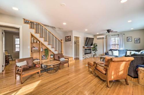 Poconos Gem With Hot Tub And Massive Theater Room