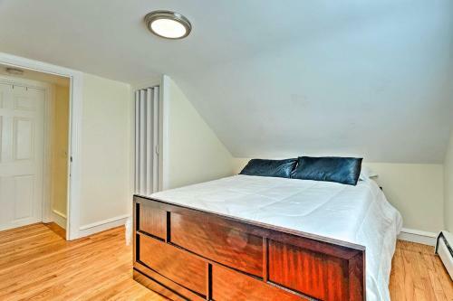 Pet-friendly Cranston Home With Fire Pit And Bbq!