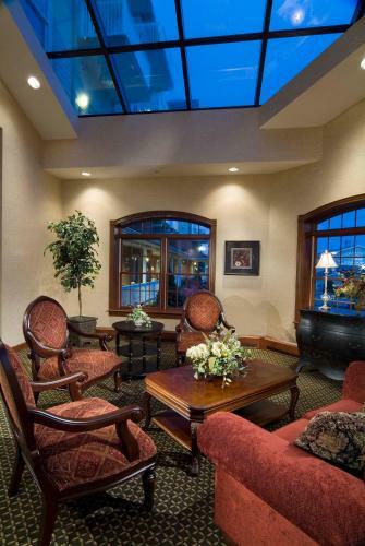 Hotel Carlisle Inn