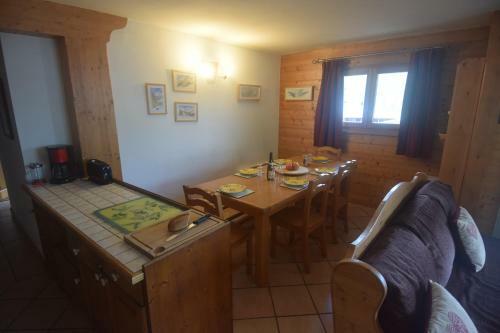 Spacious Apartment 2 Minutes From Ski Lift, Equipped For Babies