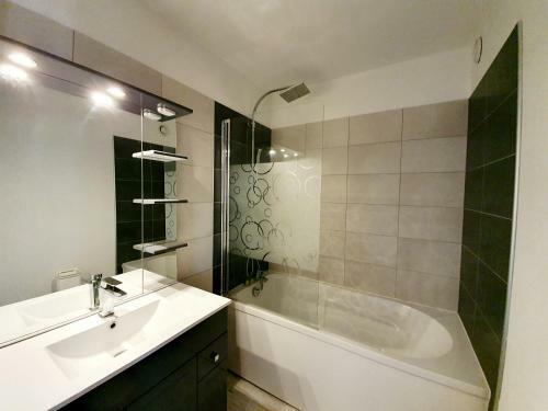 Apartamento Agence Des Orres - Le Belvedere - T2 - B103