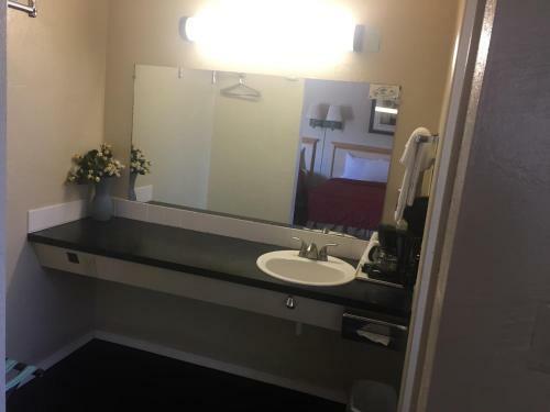 Motel Economy Inn