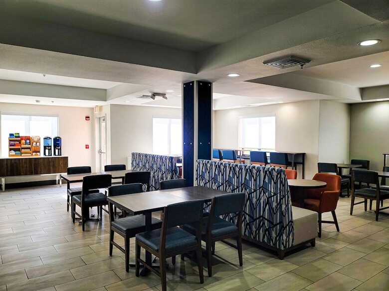 Hotel Holiday Inn Express Enid-highway 412
