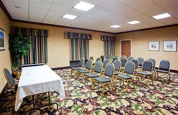 Posada Holiday Inn Express & Suites Troy