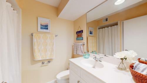 903 Inverness Village