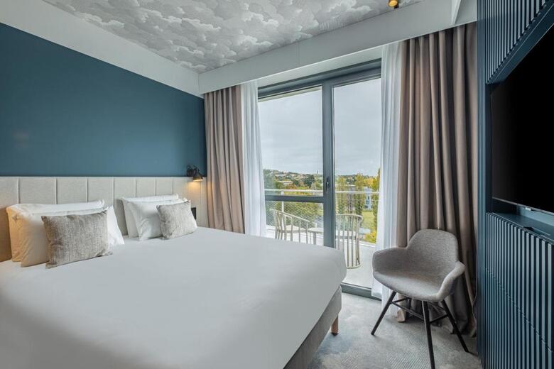 Hotel Kyriad Lyon Ouest Limonest