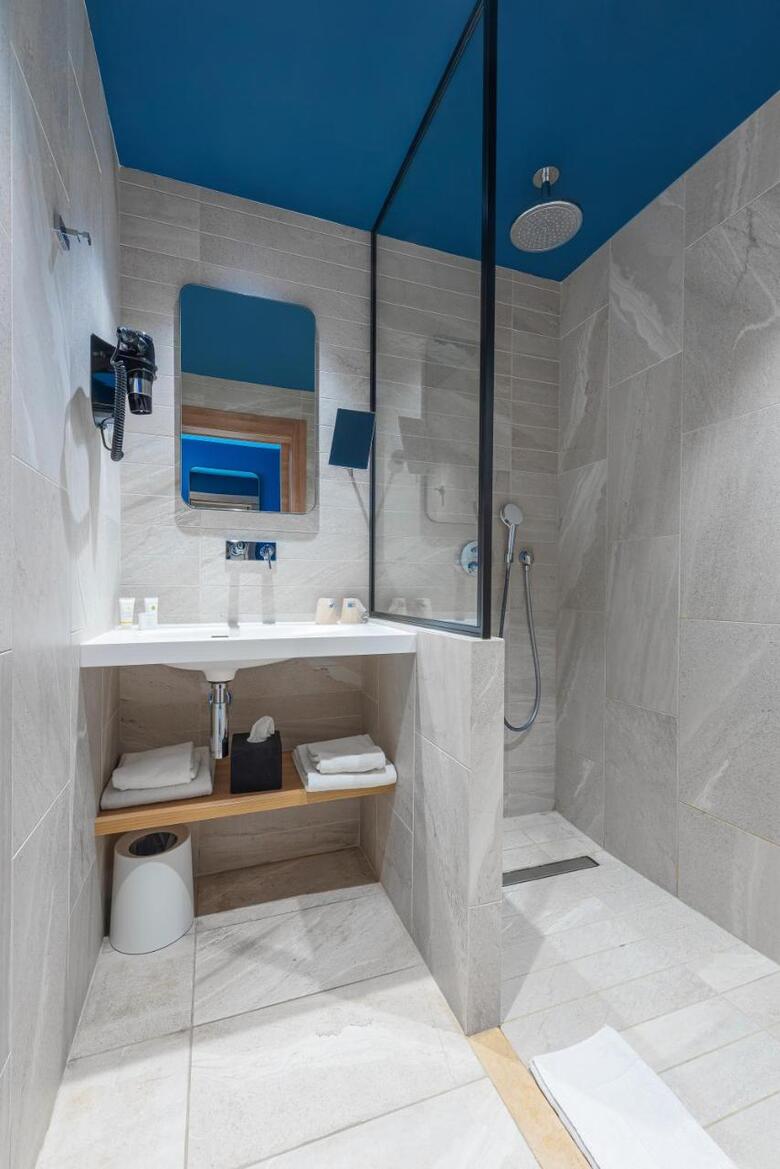 Hotel Kyriad Lyon Ouest Limonest