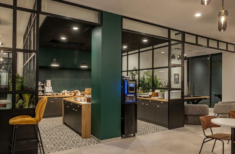 Hotel Kyriad Lyon Ouest Limonest
