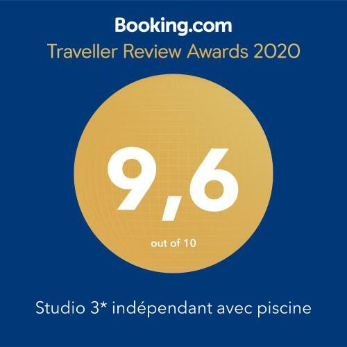 Hostal Maison 4 �toiles Et Studio 3 �toiles Ind�pendants Avec Piscine