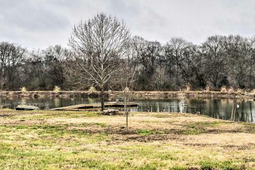 Pet Friendly Milk Barn Cottage On 15 Acres!