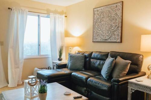 Apartamento Stylish Elegant Getaway King Bed Deck Views