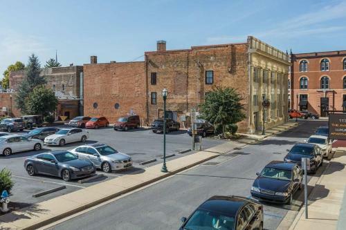 Apartamento New Boho Apt In Downtown Johnson City King Bed
