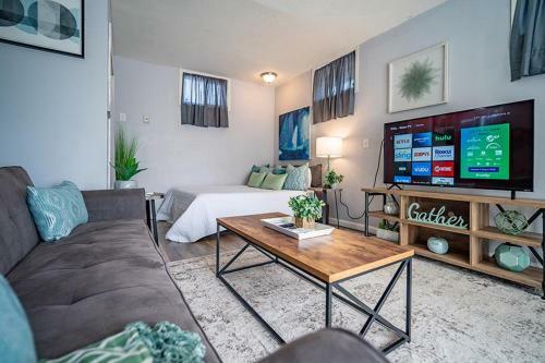 Tiny Home Downtown Lenoir City