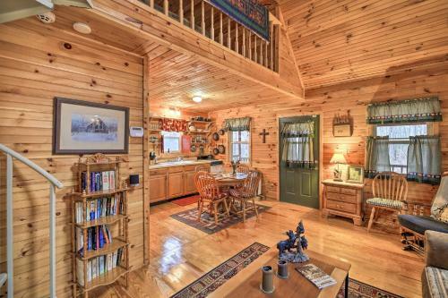 Peaceful Cabin With Fire Pit On Cross Creek Ranch!