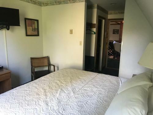 Lake Ontario Motel
