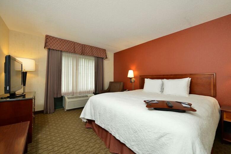 Hotel Hampton Inn East Aurora