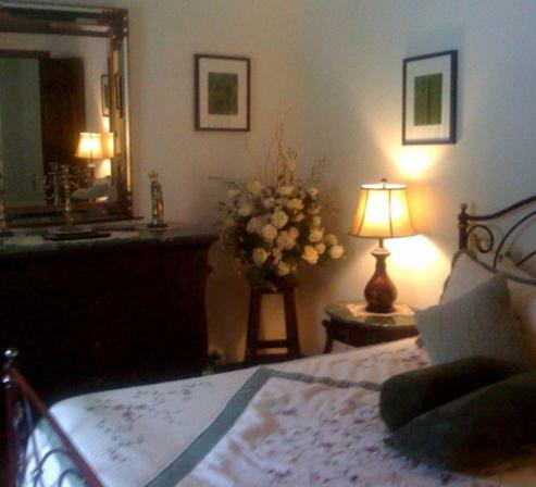 Posada La Perla At Gregory House Country Inn & Restaurant