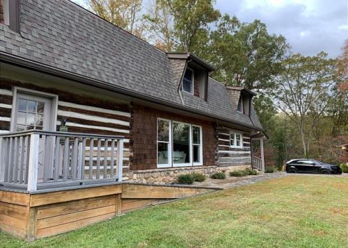 Far Horizons #416 By Aunt Bug's Cabin Rentals