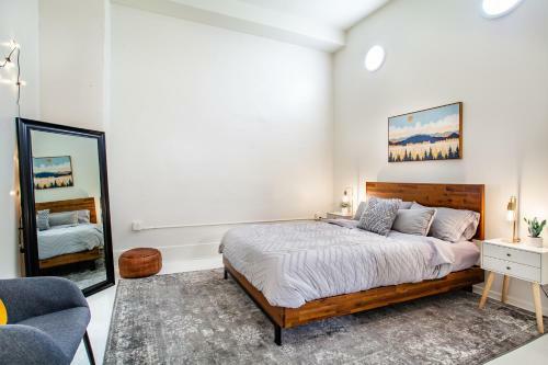 Apartamento Spacious Sterchi Loft Getaway- Downtown Getaway