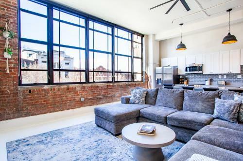Apartamento Spacious Sterchi Loft Getaway- Downtown Getaway