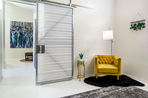 Apartamento Spacious Sterchi Loft Getaway- Downtown Getaway