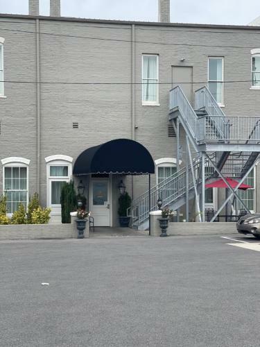 Meadows Hotel