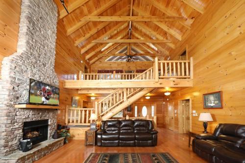 Majestic Manor Cabin