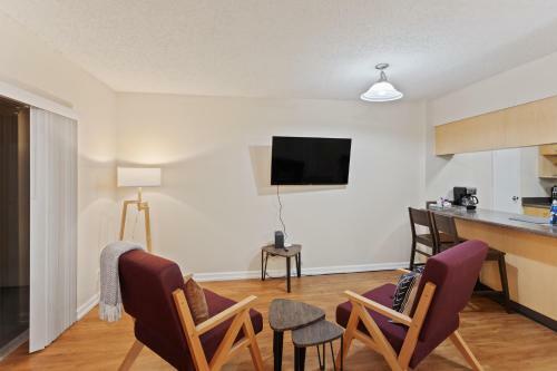 Apartamento Fully Furnished Downtown Studio - Walk Score 85