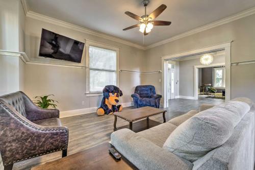 Modern Midtown Home 3 Miles To Beale Street!
