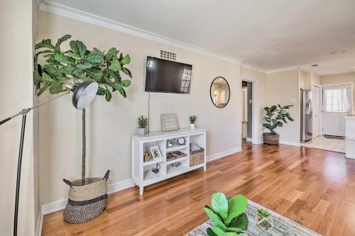 Cozy Memphis Abode About 5 Mi To Beale Street!